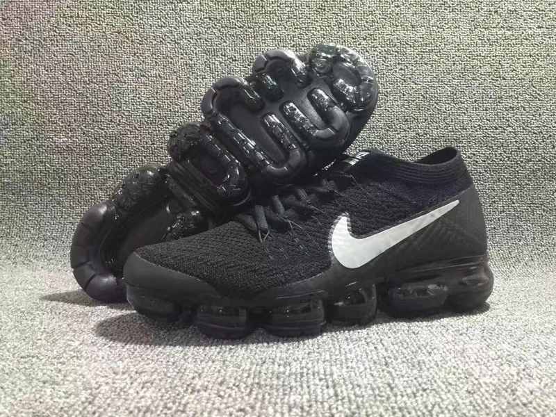 vapormax noir solde